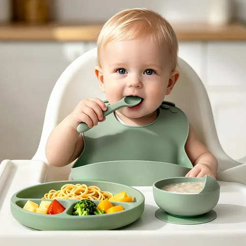 Vista 7 de 19 piezas de silicona bebé alimentación Set Eating Essentials para Juego de platos y cuencos para niños pequeños con babero, alimentador de frutas