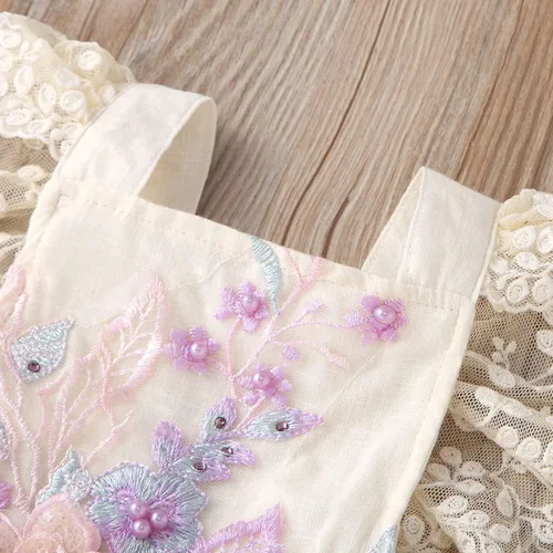 Vista 4 de IDOPIP Conjunto de ropa de 1er cumpleaños para niñas con estampado floral, estilo bohemio, con encaje, tutú y diadema de princesa