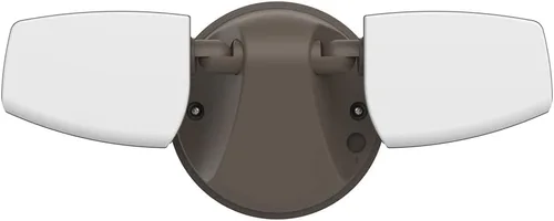 Vista 12 de HALO Luz LED de inundación y seguridad para exteriores, activada por movimiento, del atardecer al amanecer, 1420 lúmenes, bronce