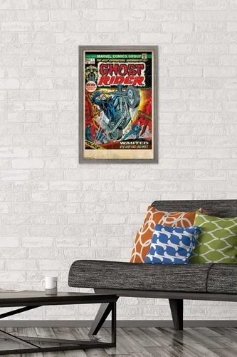 Vista 2 de Trends International Marvel Comics Ghost Rider - Póster de pared con portada #1, 22.4 pulgadas de largo x 14.7 pulgadas, versión enmarcada de madera