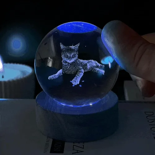 Vista 4 de Drawelry Luz nocturna de bola de cristal 3D personalizada, lámpara de bola de cristal con imagen personalizada con base de madera, decoración