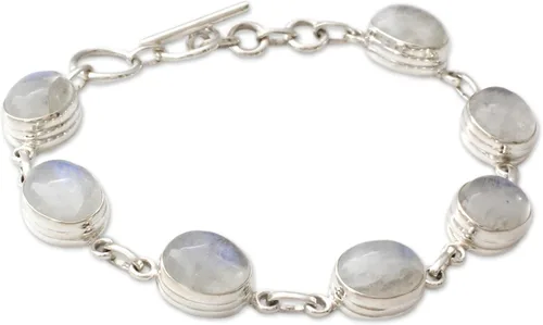 Vista 2 de NOVICA Pulsera de eslabones de plata de ley 925 con piedra lunar arcoíris 'Misterios', piedra de luna
