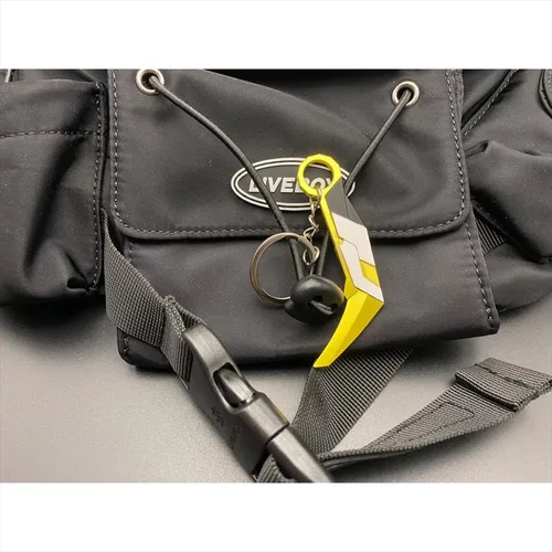 Vista 6 de MING XING SHENG Llavero con cuchillo, figuras geniales, atrs, juguete de decoración, mochila, colgante, regalos para hombres, adolescentes
