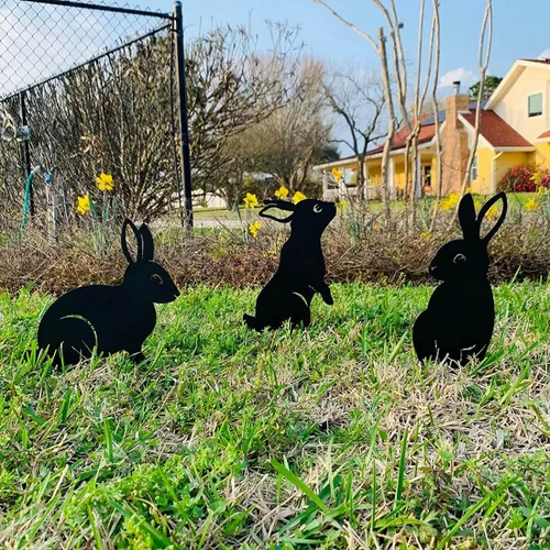 Vista 6 de RealSteel Esculturas y estatuas de animales de jardín de metal, paquete de estacas de arte de conejo y ardilla, decoración de césped y macizo