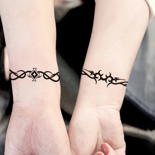 Vista 2 de Yesallwas 6 hojas de tatuajes falsos tribales pequeños tatuajes temporales azul negro tribal tatuaje tatuaje cuerpo adhesivo para hombres mujeres