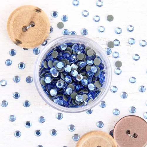 Vista 51 de Estrás para aplicar con calor - 6SS, 10SS, 16SS, 20SS, 30SS - 32 colores Iron-on hotfix rhinestones - add brilliant sparkle to apparel, denim