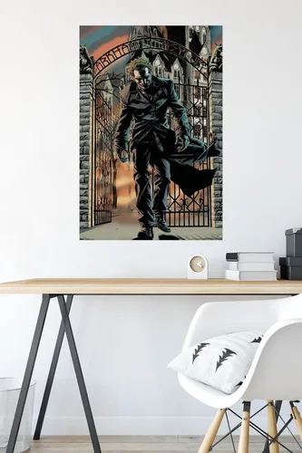 Vista 4 de Trends International DC Comics - Póster de pared de Arkham Asylum The Joker, 22.375 x 34 pulgadas, versión premium sin marco