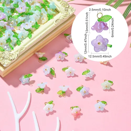 Vista 2 de Ipotkitt 100 dijes acrílicos de flores coloridas en forma de flor de primavera, dijes florales de plantas y hojas con adornos de latón