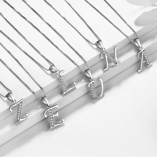 Vista 5 de Aurora Tears Collar de letra inicial de plata de ley 925 con dije de alfabeto de cristal, regalo con nombre de cristal, joyería de circonita cúbica