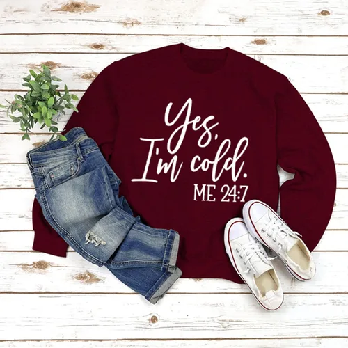 Vista 2 de Sudadera estampada con texto en inglés "I'm Yes Cold Me 247", de manga larga, cuello redondo, con letras, informal, holgada, para mujer