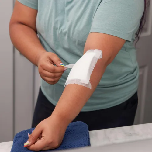 Vista 3 de Band-Aid Almohadillas grandes de gasa, 381371161249, 3, 3
