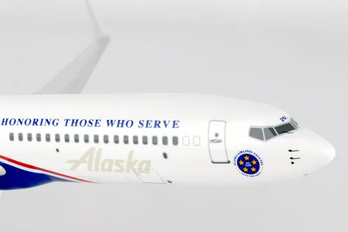 Vista 3 de Daron SkyMarks Alaska 737-900 Veteranos Avión 1/130 (SKR917)