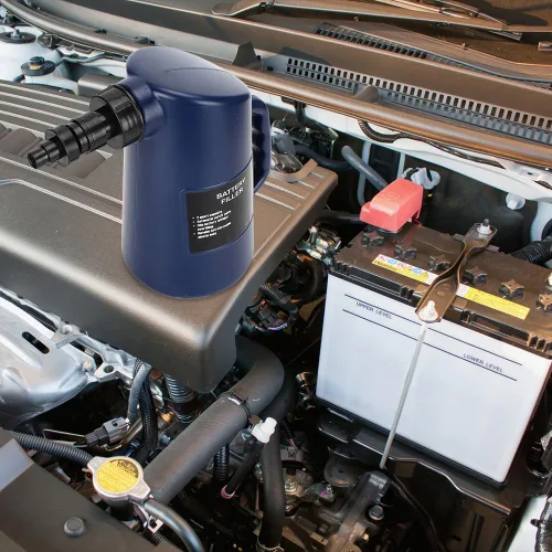 Vista 3 de Battery Filler - Botella de llenado de agua de batería de 2 litros/carrito de golf de ciclo profundo, botella de llenado de batería resistente