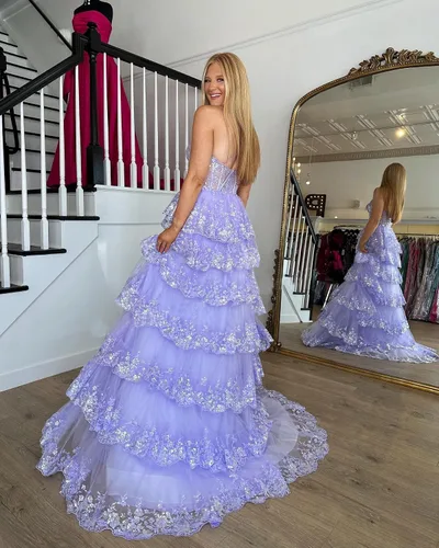 Vista 8 de MeowAhwoo Vestido de fiesta con lentejuelas de un hombro para mujer, vestido de fiesta escalonado, acampanado, sexy, abertura lateral, longitud al