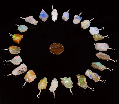 Vista 4 de 4pcs Raw Ethiopian Opal Rough Crystal Pendant + 1 Silver Plated Chain 18 inch, Natural Gemstones, Fire Play Healing Crystals