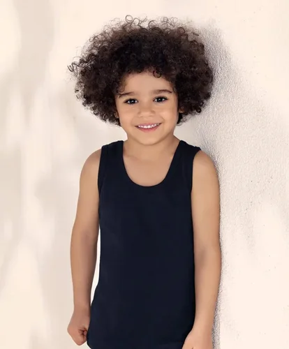 Vista 3 de Brix Camisetas sin mangas para niños pequeños Paquete de 4 camisas de algodón cómodas para niños pequeños.