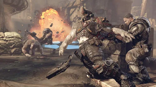 Vista 8 de Gears of War 3 (Renewed)