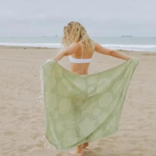 Vista 4 de InfuseZen Toalla turca de baño y playa, diseño de medallón reversible, 100% algodón turco orgánico, suave, ligera, absorbente, peshtemal, de secado