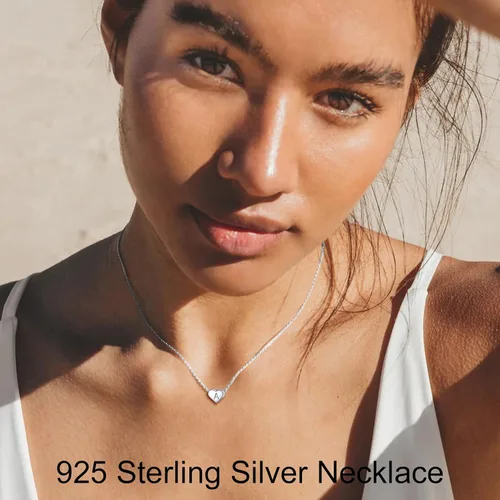 Vista 2 de ChicSilver Collares de plata de ley 925 con inicial de corazón para mujeres y niñas, delicado collar con dije de corazón personalizado con letra