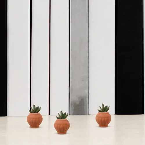 Vista 9 de Happyyami Macetas pequeñas de terracota, paquete de 4 macetas pequeñas de arcilla con agujeros de drenaje para suculentas, decoración de escritorio