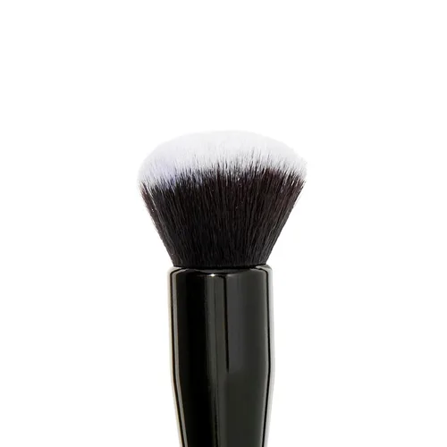 Vista 2 de e.l.f. Brocha de mezcla definitiva, herramienta de maquillaje en forma de cúpula para aplicar y mezclar base, bronceador y rubor, fabricado