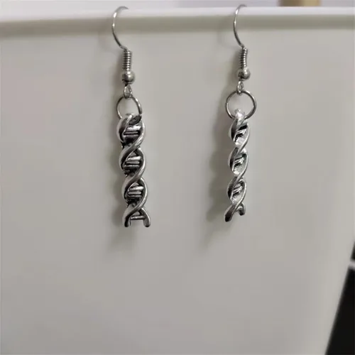Vista 4 de Aretes de biología de molécula de ciencia química para mujeres y niñas, dije único de microscopio ADN, doble hélice, átomos de carbono, botella