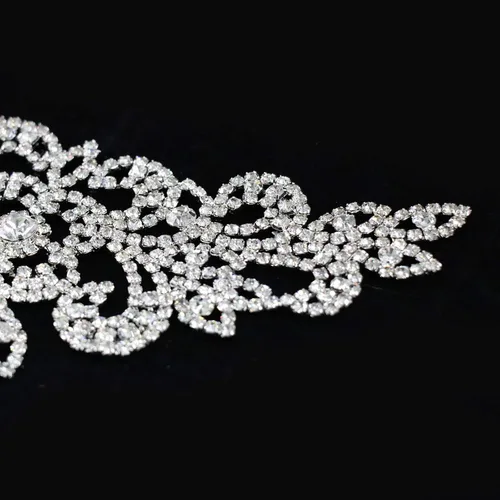 Vista 4 de Jerler Apliques de diamantes de imitación, elegante cinturón de diamantes de imitación de cristal plateado para coser en vestido de novia cinturón