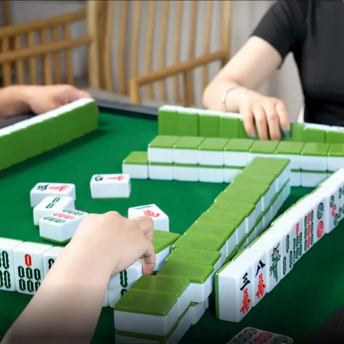 Vista 8 de drizzle Juego de Mahjong Chino - 146 Azulejos de Tamaño Medio de 1.3 Pulgadas con Instrucciones - Juego Profesional de Mah Jong Verde [專業中式麻將]
