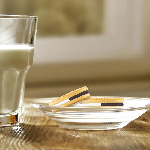 Vista 7 de OREO Galletas de sándwich de crema de galletas blancas y negras, edición limitada, 10.68 onzas
