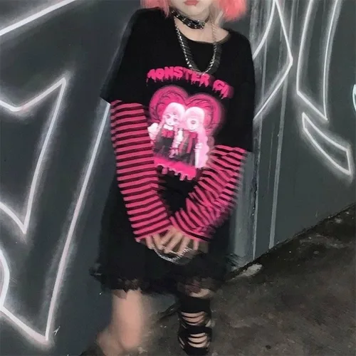 Vista 2 de PAROSEN Camisa gótica para mujer, camisas kawaii Harajuku moda gótica Y2K Grunge Tops para adolescentes niñas Anime manga larga