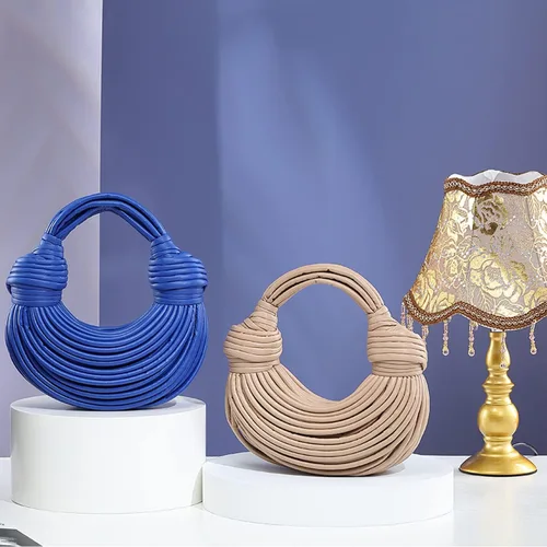 Vista 7 de Bolsos tejidos para mujer, bolso de mensajero tejido a mano, bolso de mano con asa suave, tejido de fideos creativos en las axilas