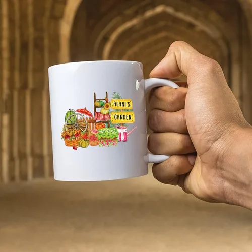 Vista 3 de Taza de cerámica de jardinero – Regalo de jardín vegetal personalizado con nombre del propietario del jardín – Taza de café de plantas para amantes