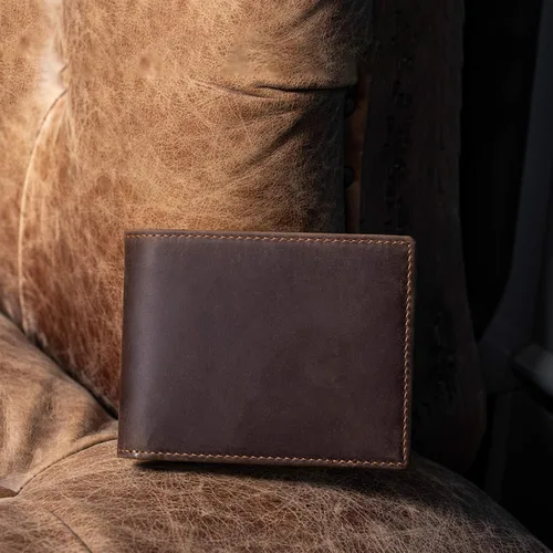 Vista 3 de Polare - Cartera plegable de piel de vaca con bloqueo RFID para hombres con 2 ventanas de identificación