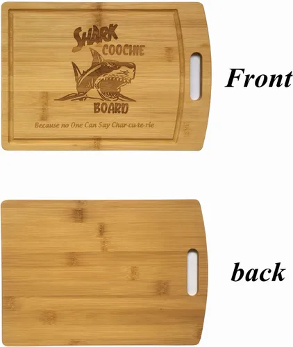 Vista 2 de Shark Coochie - Tabla de cortar de bambú, con ranuras para jugos, patrón grabado con láser, tabla de embutidos (11 x 8 pulgadas)