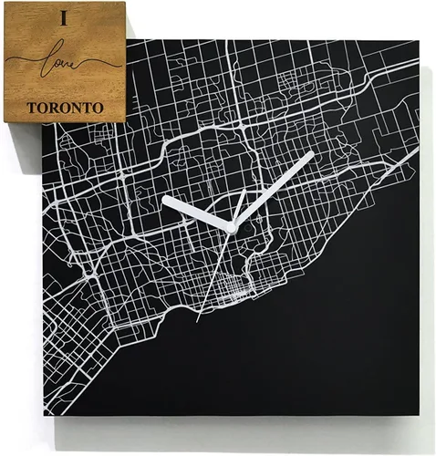 Vista 50 de Modern Wall Clock - Black Aluminum with Silver Fiber Laser Engraving - Square - Contemporary Design - Personalized City Map - Home Town - Location