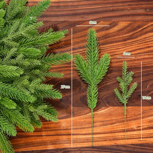 Vista 7 de Yunlly 60 piezas de agujas de pino verde artificiales para Navidad, púas florales de Navidad de acebo con bayas rojas artificiales, tallos de pino