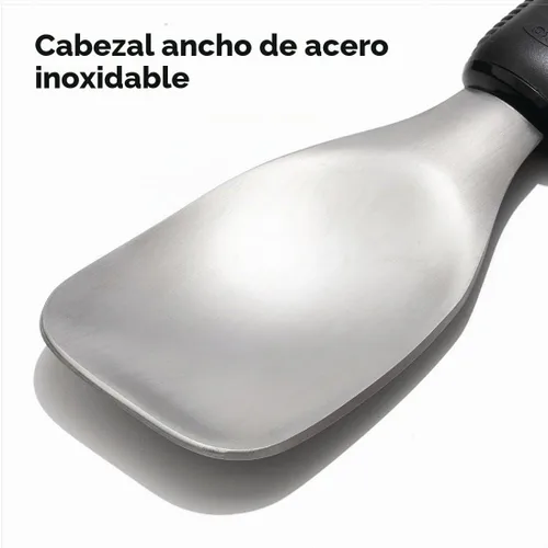 Vista 3 de OXO Good Grips - Pala de helado de acero inoxidable, talla única Agarre antideslizante, ancho. Cuchilla plana resistente, ideal para recoger
