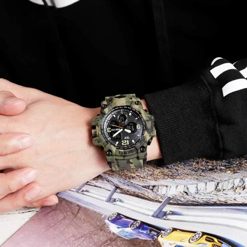 Vista 3 de Reloj digital multifuncional militar para hombre LED electrónico impermeable reloj deportivo