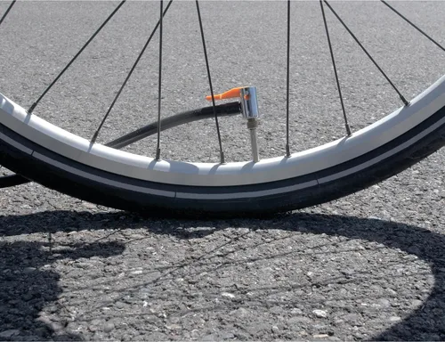 Vista 9 de Performance Tool Vortex E00004 Inflador de Neumáticos y de Bote 12V, Portabrocas de Aire con Bloqueo por Palanca, Cable de Alimentación Largo, Tres