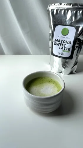 Vista 7 de Matcha Kari Mezcla de latte orgánico endulzado matcha – estilo café – 2.2 libras Organic sweetened matcha green tea latte powder, cafe-style, just