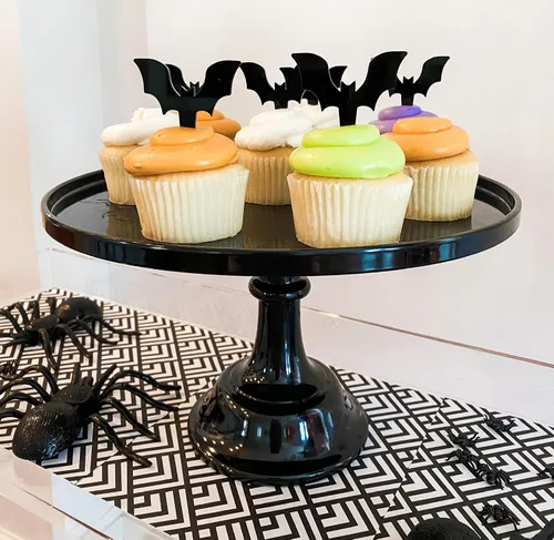 Vista 4 de [Usado] Soporte de plástico negro de 11 pulgadas para tartas Soporte de melamina para pasteles de boda Bonitos soportes para pasteles para mesa