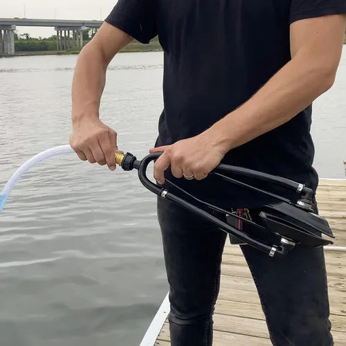 Vista 7 de Boat Winterizer Gravity Motor Cleaning Kit