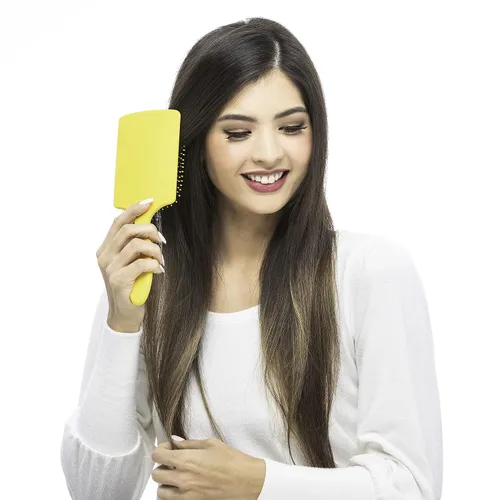 Vista 3 de Drybar The Lemon Bar Paddle Brush Amarillo
