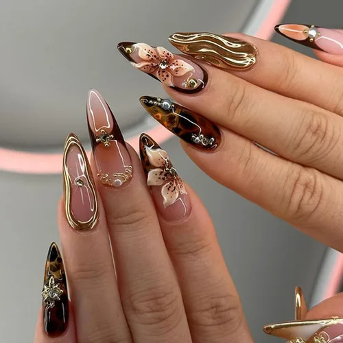Vista 38 de evpct Uñas a presión bohemias 3D Nude con diseño de estrella dorada y 30 estrellas 3D de estilo bohemio