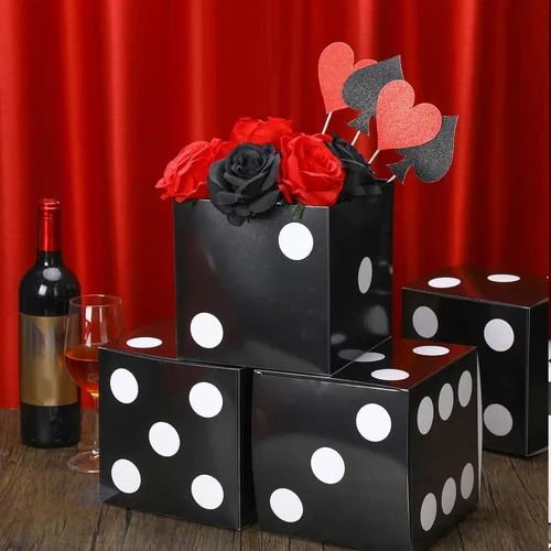 Vista 4 de Tinlade 6 cajas de dados de 11 pulgadas Jumbo Vegas Casino Decoración de fiesta temática Big Vegas Decoración gigante de mesa dados de cartón