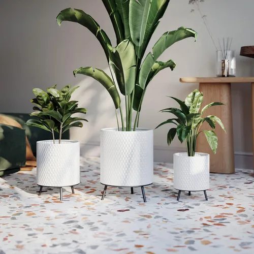 Vista 3 de EverNest Claire - Maceta blanca neutra de panal con soporte Nyra, macetas de interior, SelectBase, estilo bohemio moderno de mediados de siglo