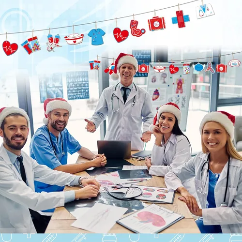 Vista 6 de Remerry 55 piezas de adorno de madera para enfermera de Navidad, adorno médico de Navidad, diseño de enfermería, regalo para colgar rebanada