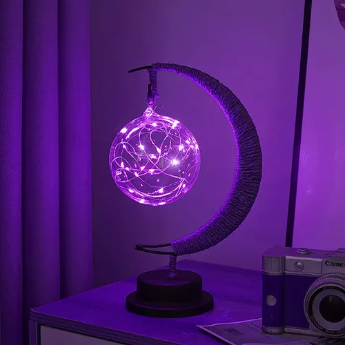 Vista 12 de Lámpara lunar encantada, lámpara LED colgante de luna, luz nocturna conmemorativa, adorno de Navidad para el hogar (manzana morada)