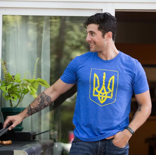 Vista 4 de Ukraine Pride - Camiseta unisex estilo vintage, estilo retro, estilo ucraniano