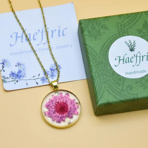 Vista 35 de Pressed Flower Necklace Gift for Women Personalized Handmade Necklaces Birth Flower Necklace